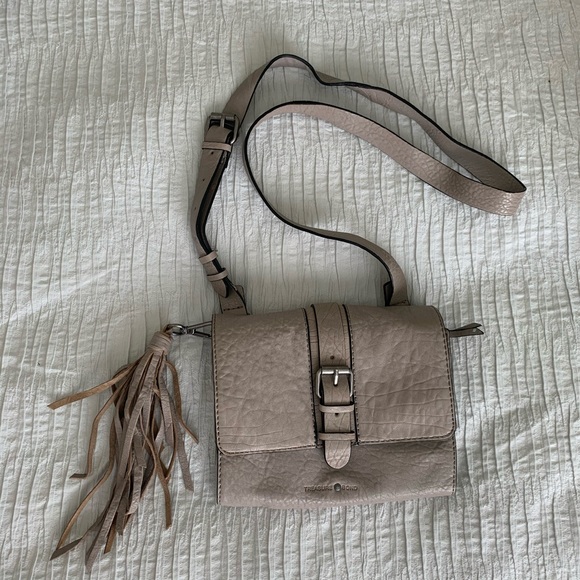 Treasure & Bond Lex Leather Crossbody Bag Beige